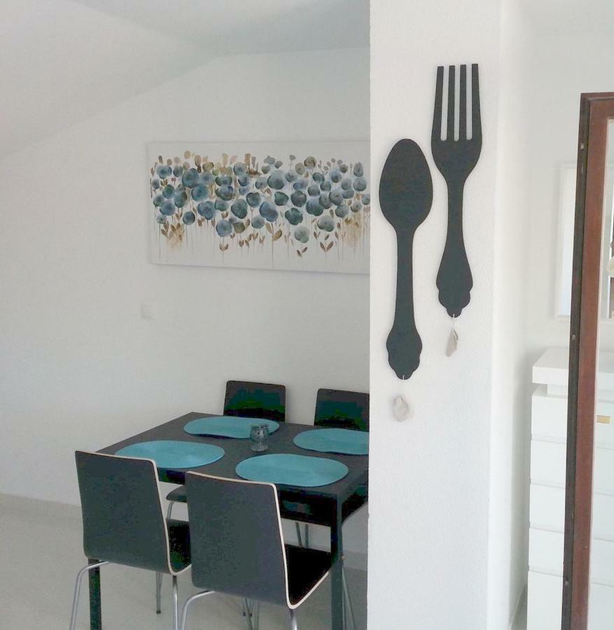 Apartments Kamelija Malinska Bagian luar foto